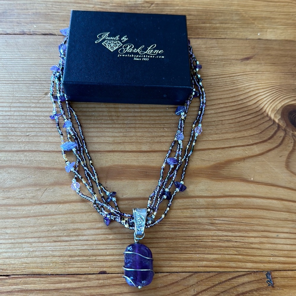 Jewels by Park Lane Necklace ~ There’s a bracelet to match posted separately.
